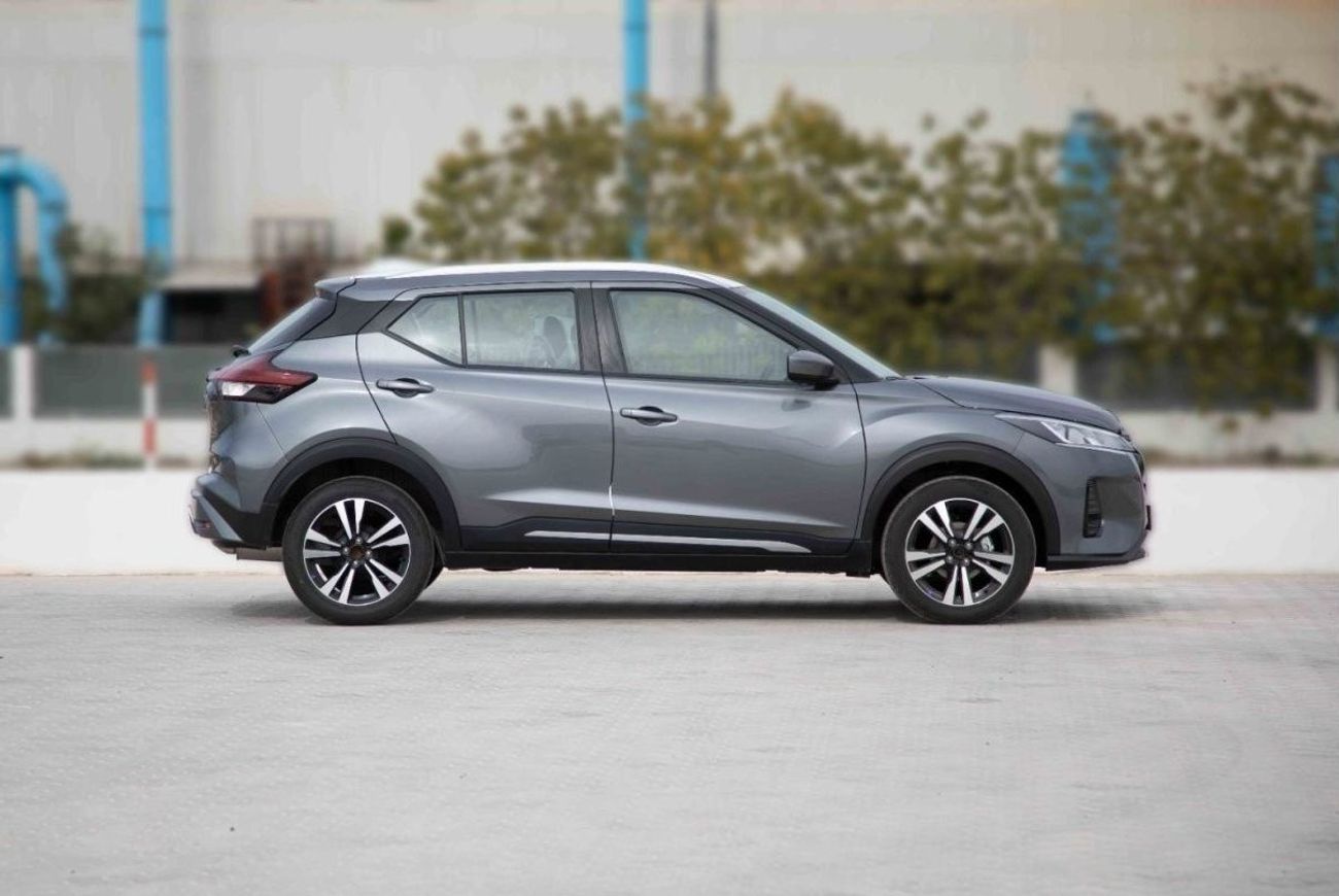 Nissan Kicks 2024 Nissan Kicks 1.6 SV - Grey Inside Black | Export Only