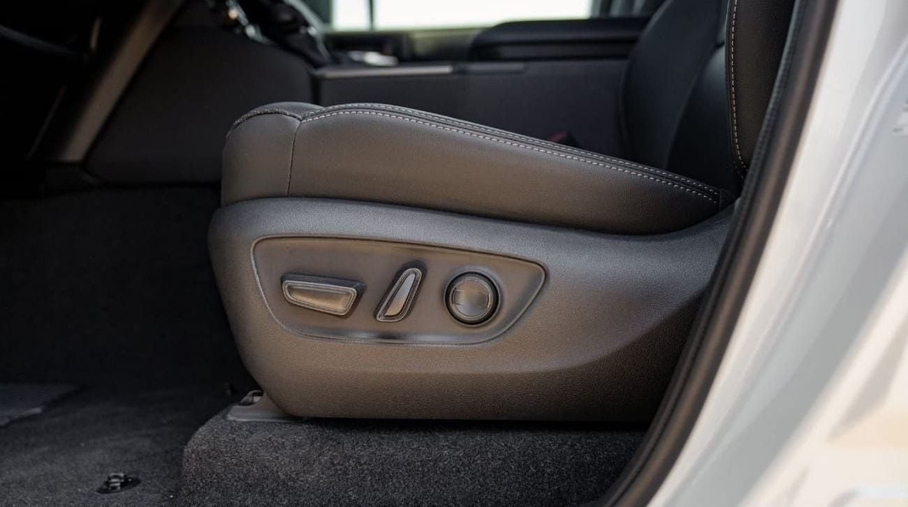 تويوتا برادو TOYOTA PRADO 250 2.4P AT FIRST EDITION MY2025 – WHITE