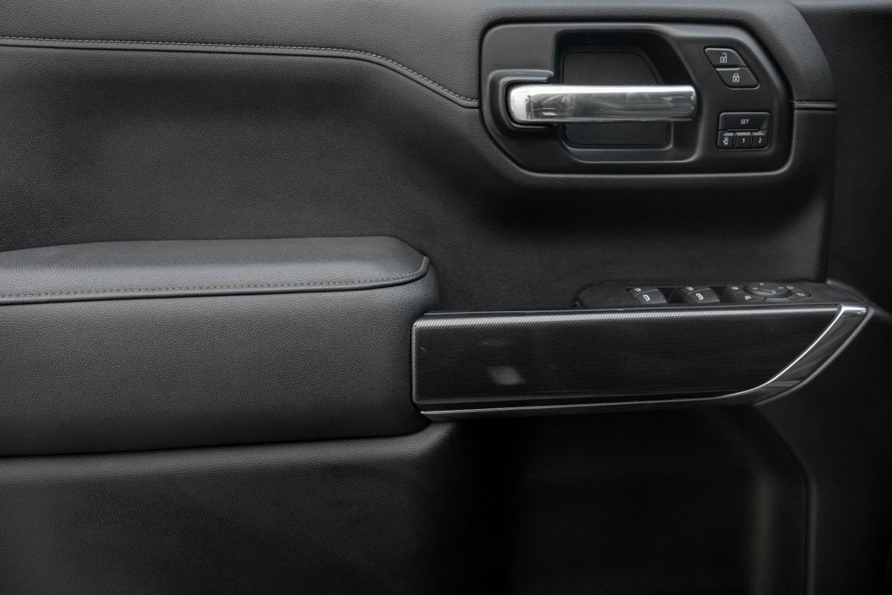 جي أم سي سييرا AT4 | 3,721 P.M  | 0% Downpayment | Low Kms!