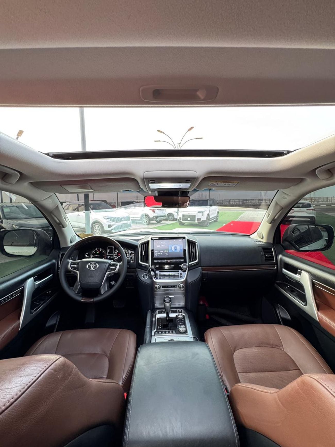 تويوتا لاند كروزر VXR+ 5.7L