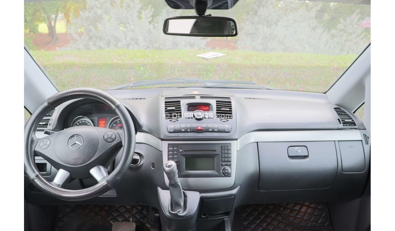 Mercedes-Benz Viano Trend Mercedes Viano 2013 GCC Perfect Condition - Accident Free