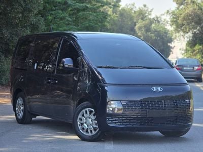 Hyundai Staria HYUNDAI STARIA 2023 DIESEL // LOW MILEAGE // 11 SEATES // FULL OPITION // PERFECT CONDITION