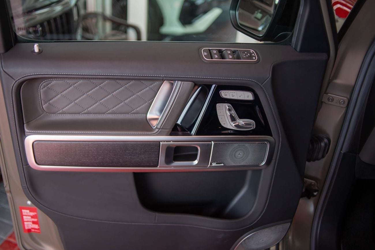 Mercedes-Benz G 63 AMG Std 4.0L