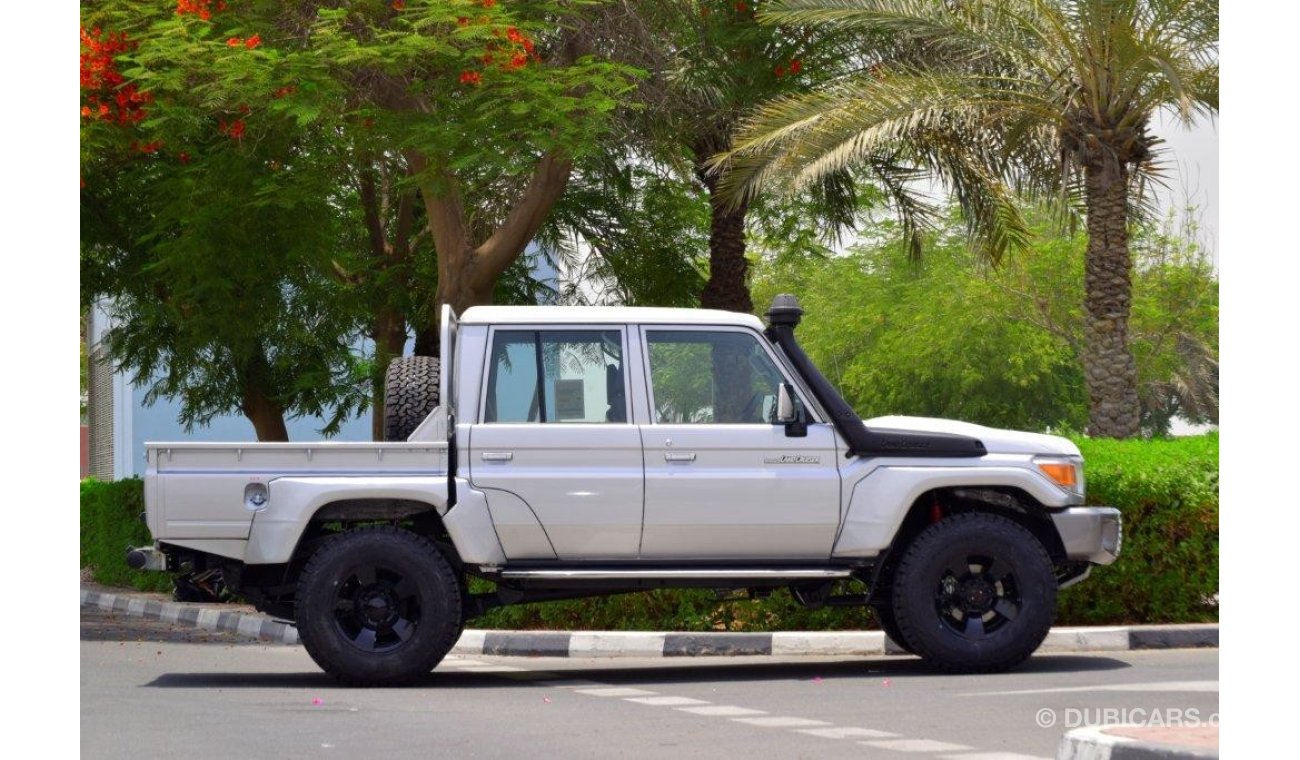 Toyota Land Cruiser 79 Double Cab Pickup Extreme  V8 4.5l Turbo Diesel 6 Seat 4wd Manual Transmission