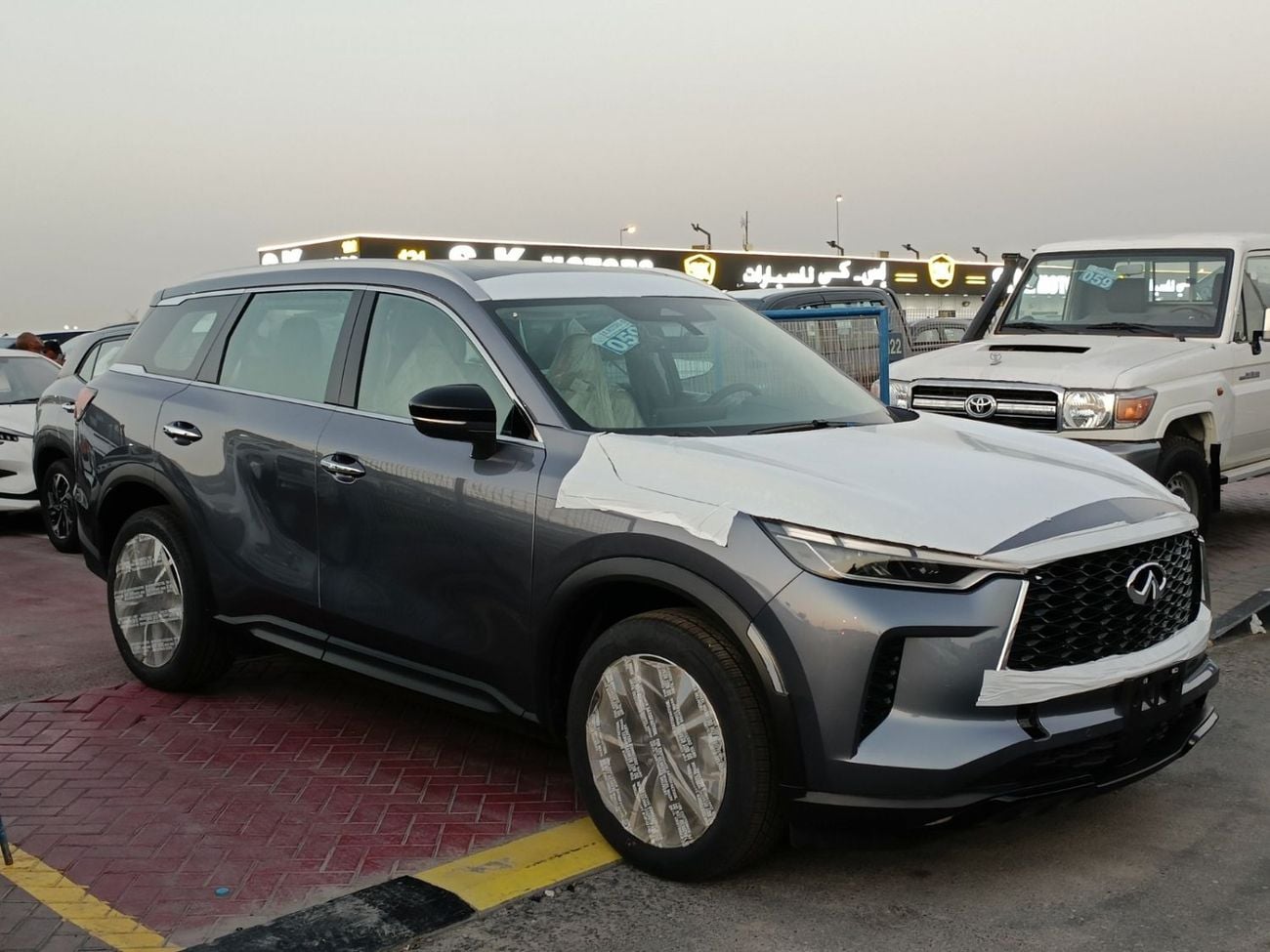 Infiniti QX60 LUXE LUXURY / CLIMATE PACKAGE / 3.5L PETROL V6/ PANORAMIC ROOF / (CODE # IQX60L)