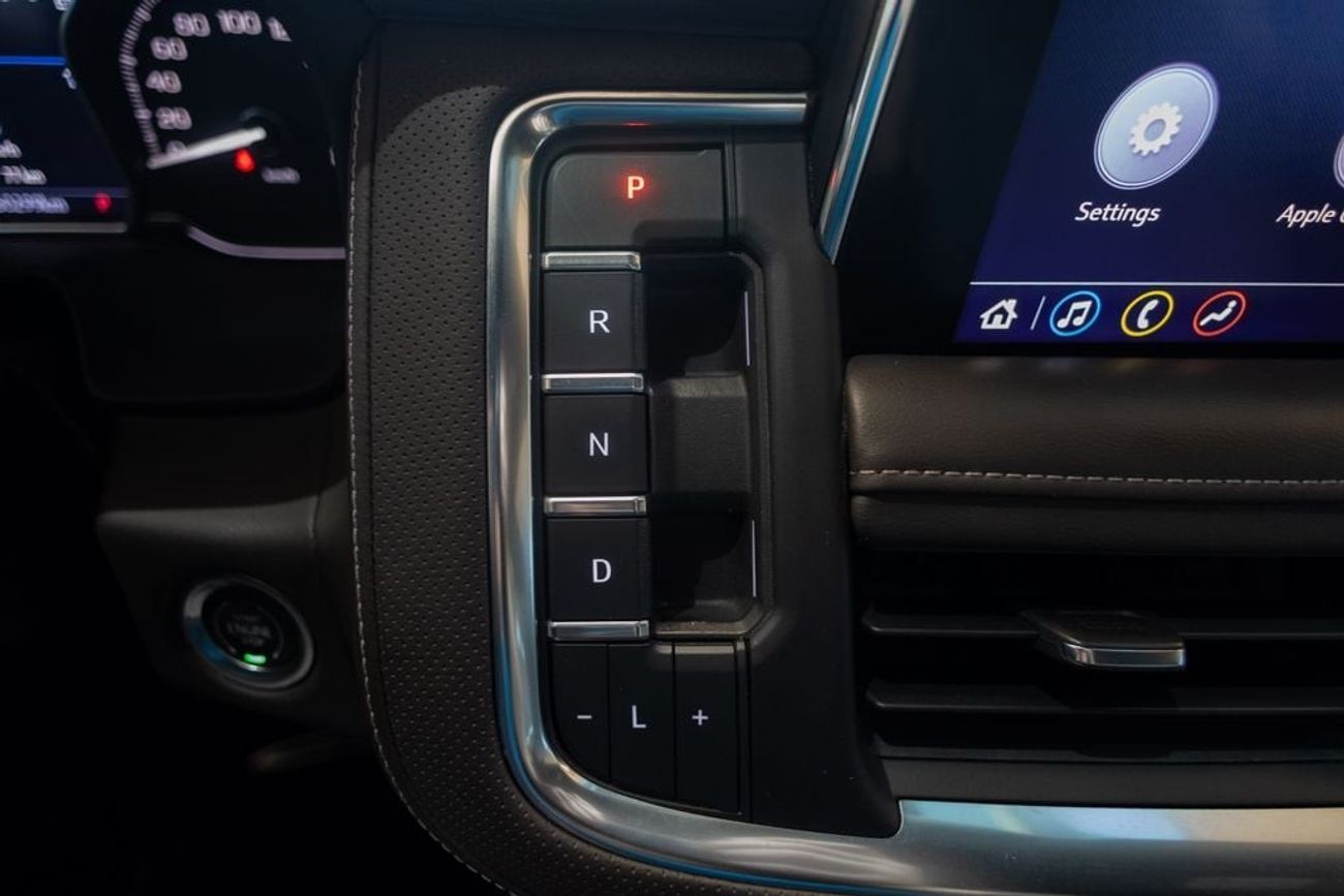 جي أم سي يوكون SLT 5.3L 4WD (8 Seater)