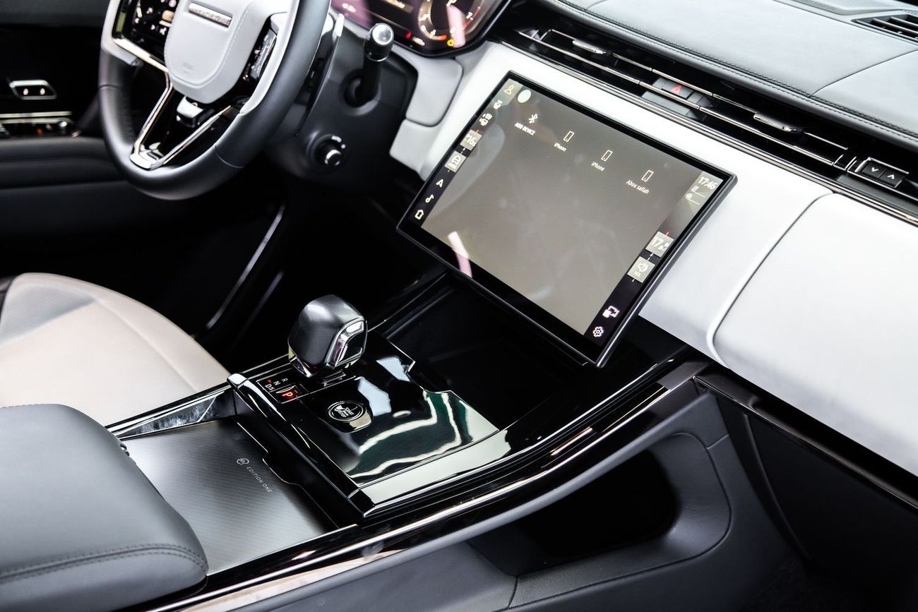 لاند روفر رينج روفر سبورت SV EDITION ONE