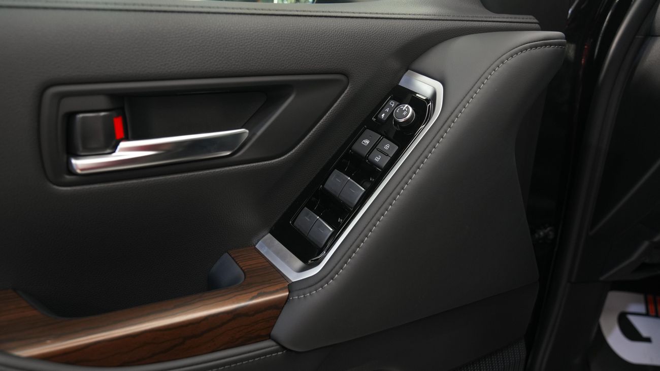 Toyota Land Cruiser VXR