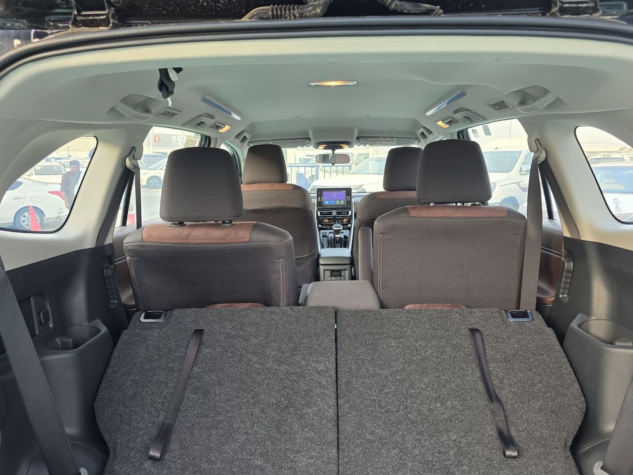 Toyota Innova 2.0L HyCross 7S Hybrid