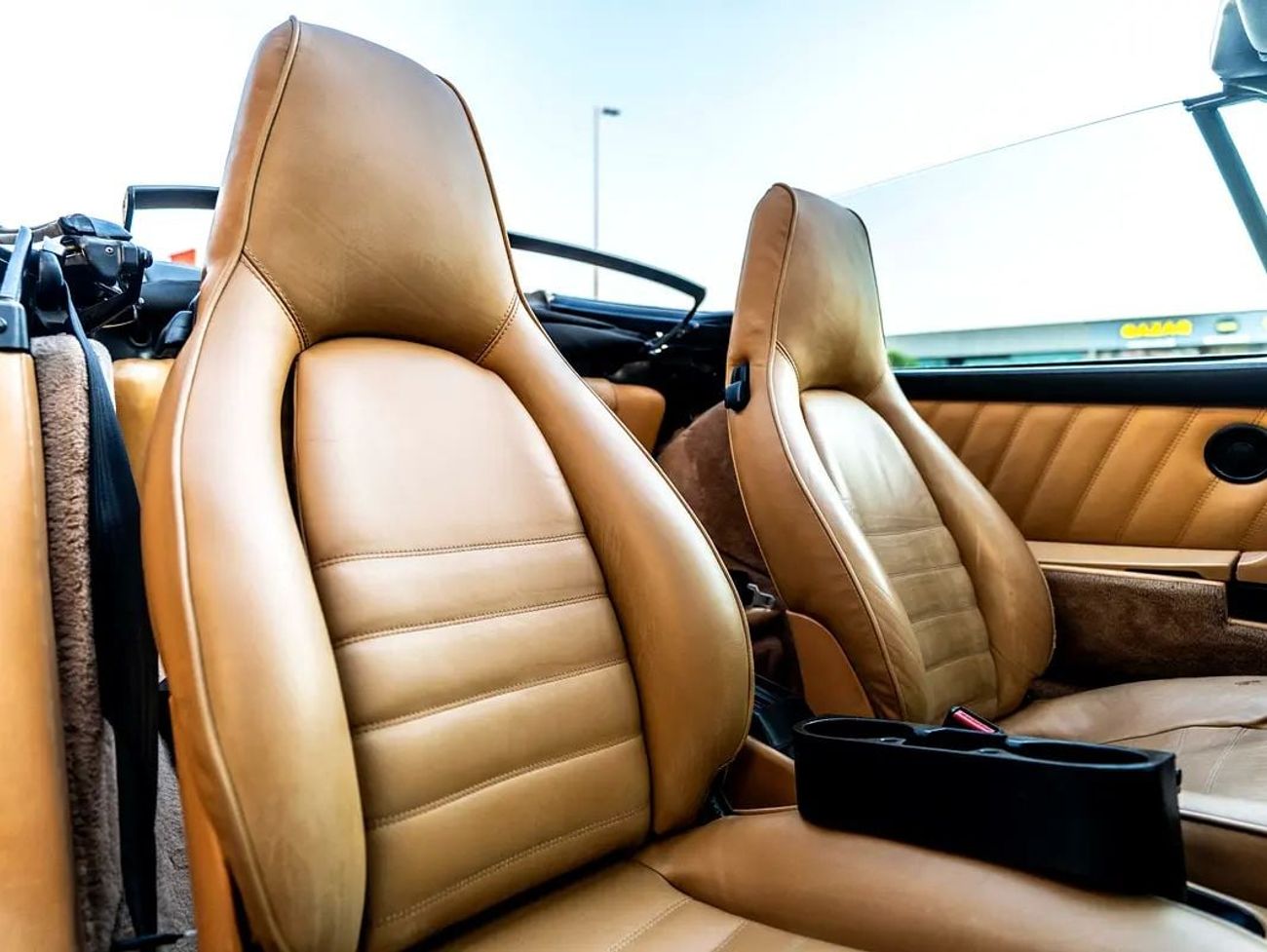 Porsche 911 CARRERA Porsche 911 Carrera 1991