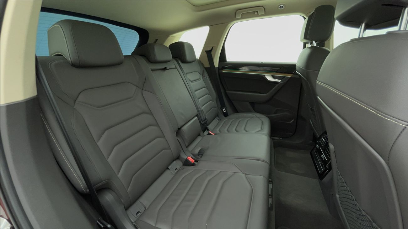 فولكس واجن طوارق HIGHLINE PLUS 3 | بدون دفعة مقدمة | اختبار القيادة في المنزل