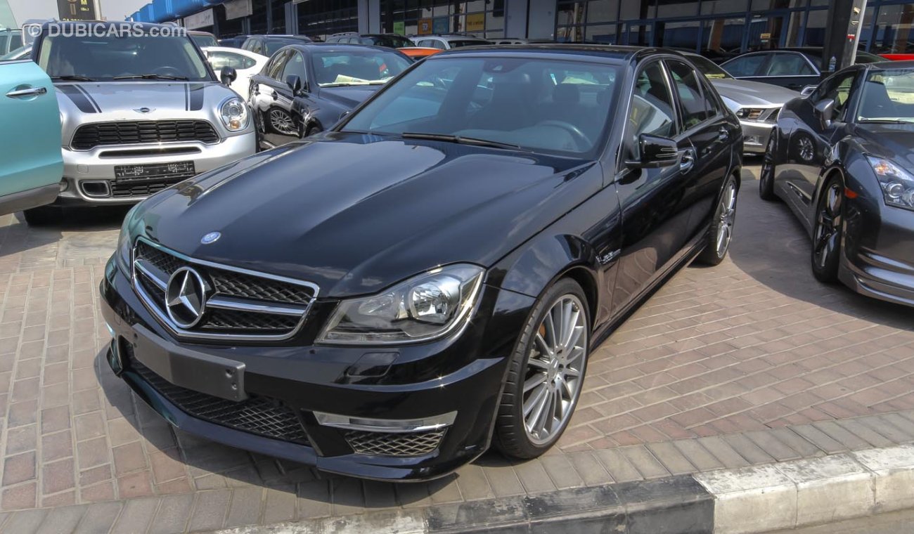 Mercedes-Benz C 63 AMG