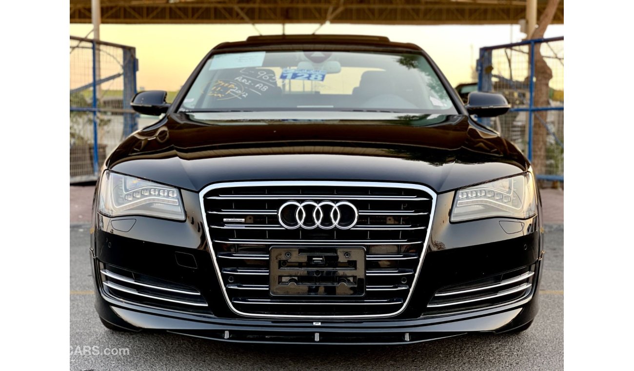 Audi A8 AUDI A8