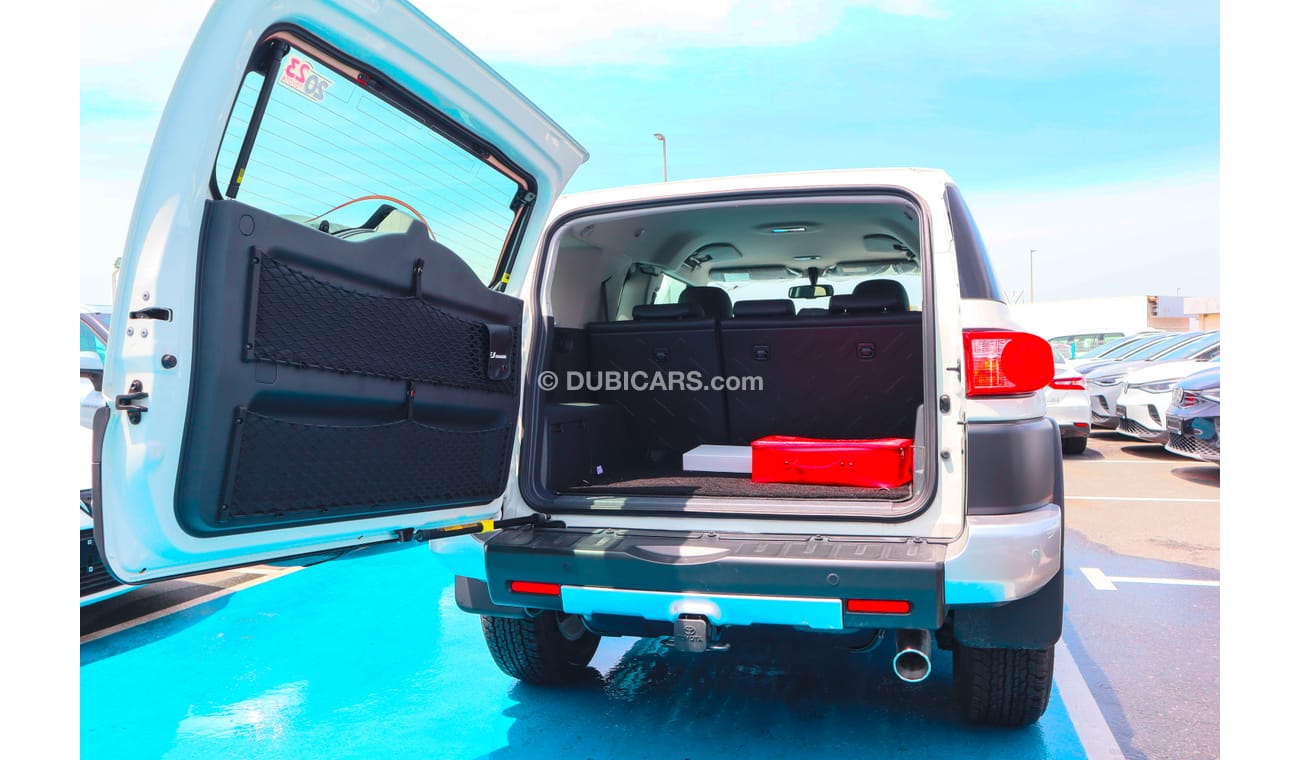 Toyota FJ Cruiser TOYOTA FJ CRUISER GXR V6 4.0L, GCC, 2023(FOR EXPORT)