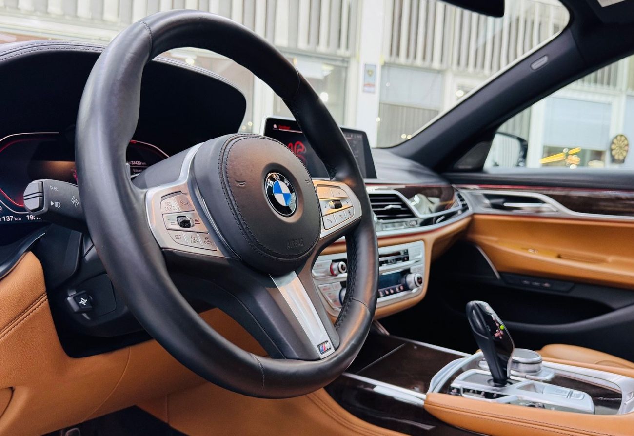 BMW 730Li Luxury M Sport Package 2.0L