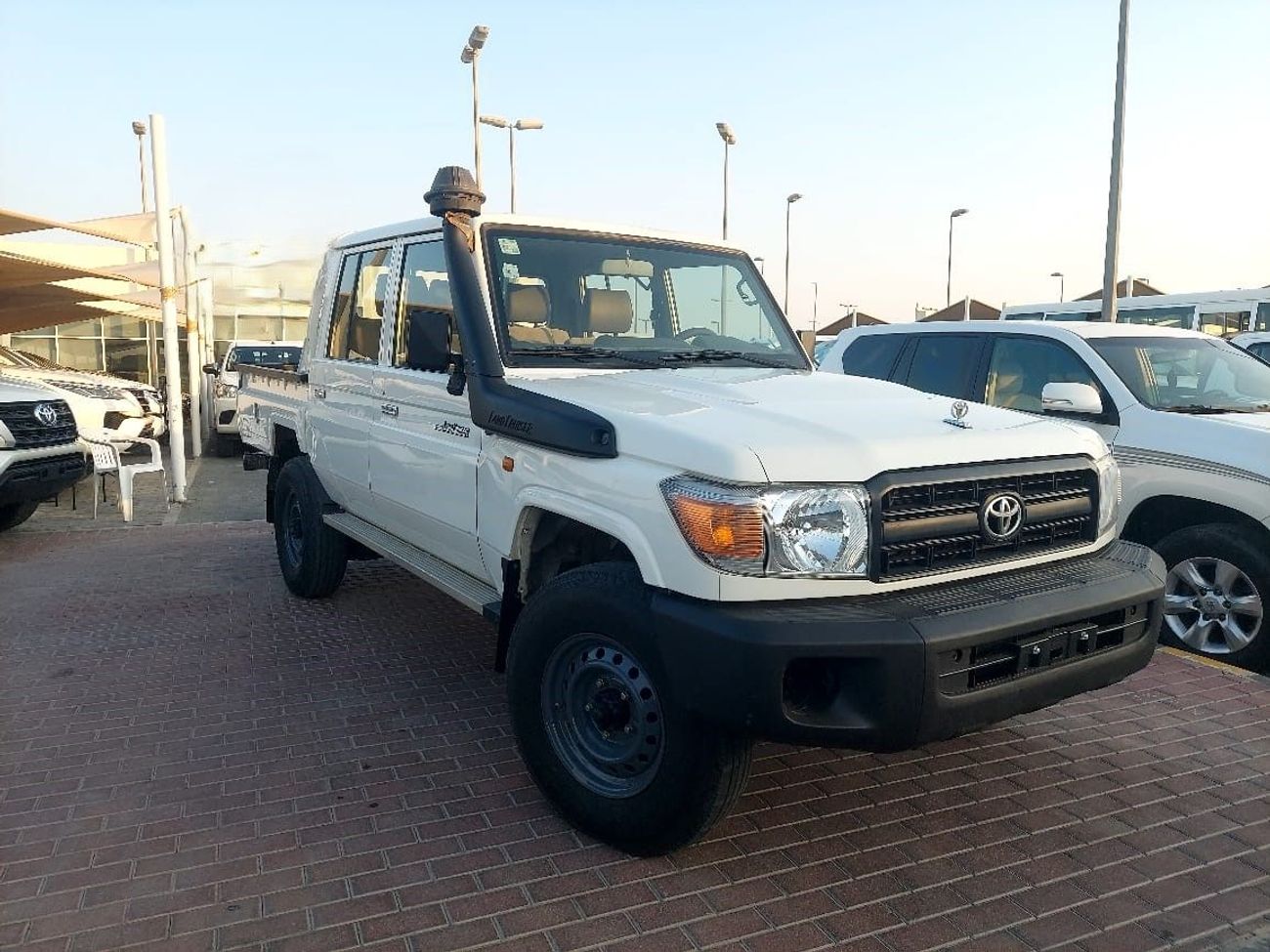 Toyota Land Cruiser Pick Up DC 4.2L DIESEL MANUAL TRANSMISSION ( 1HZ)