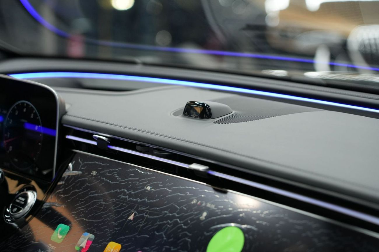 مرسيدس بنز E300 Mercedes-Benz E 300 | 2026 GCC 0km | Agency Warranty | AMG Package