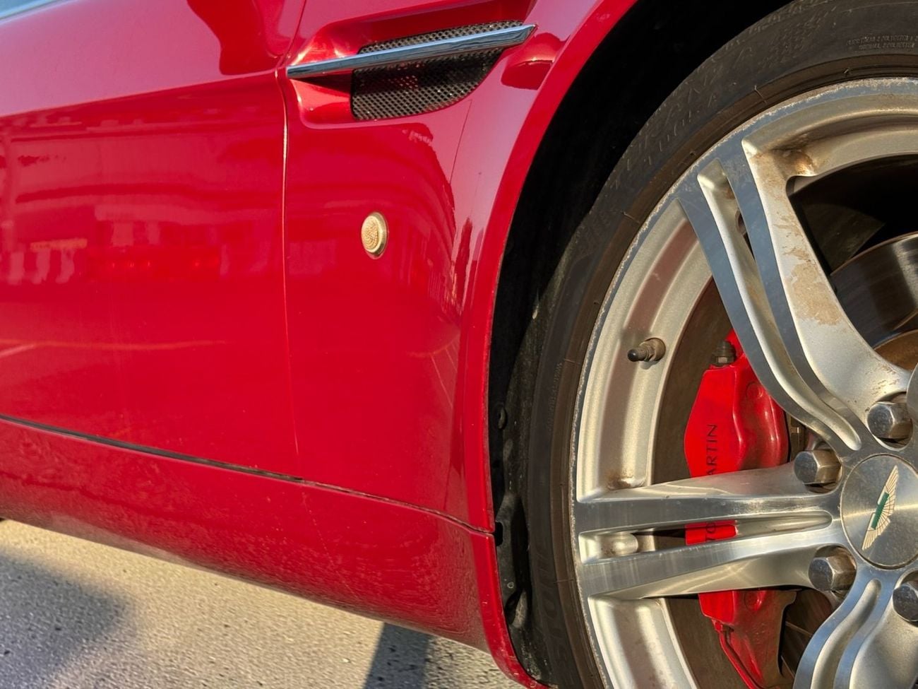 أستون مارتن فانتيج ASTON MARTIN VANTAGE | 4.7L V8 | 2009 | GCC SPECS