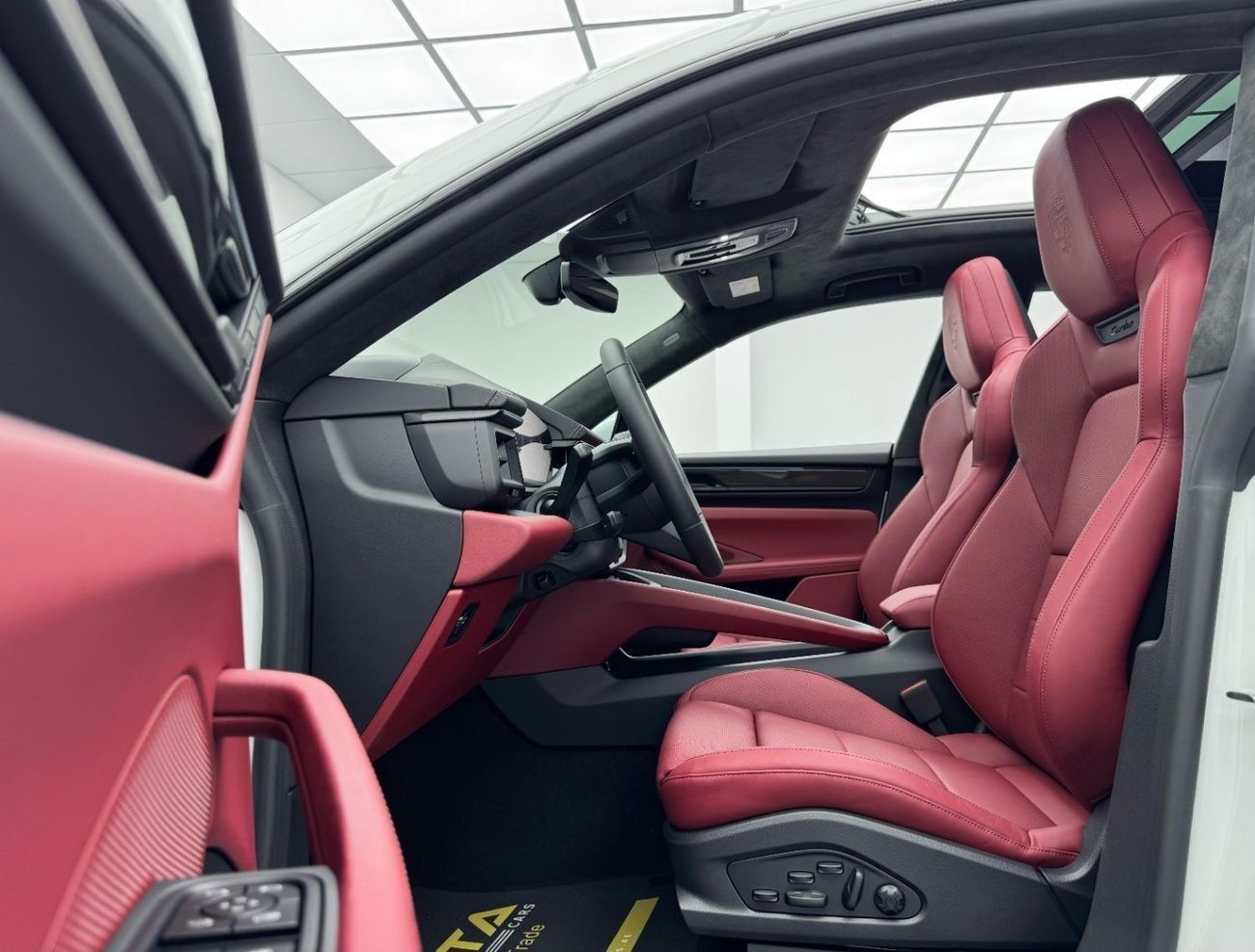 Porsche Macan Turbo Electric *Brand New* 2024 Porsche Macan Turbo EV, Porsche Warranty, Delivery Km