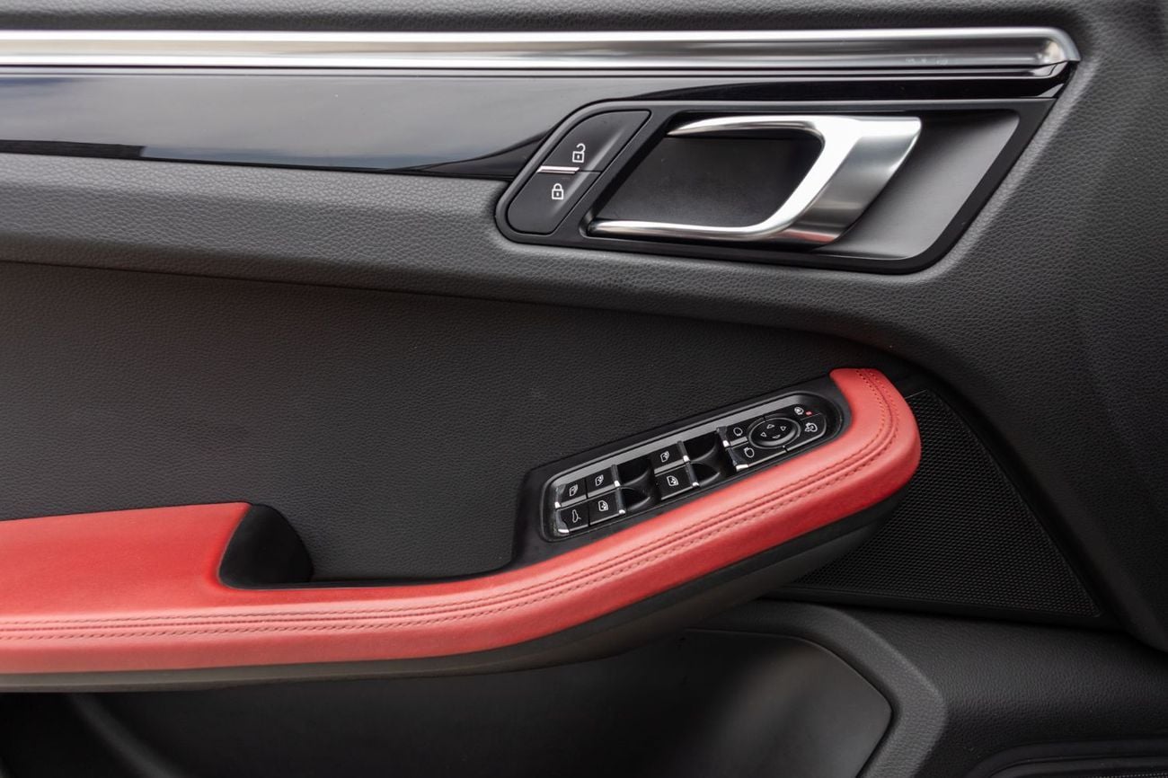 Porsche Macan Std 2.0L (252 HP)