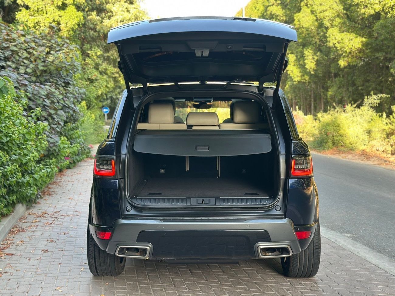 لاند روفر رينج روفر سبورت 2020 SV HSE | Diesel | Full Option | 53,000 KM | Navy Blue | Perfect Condition