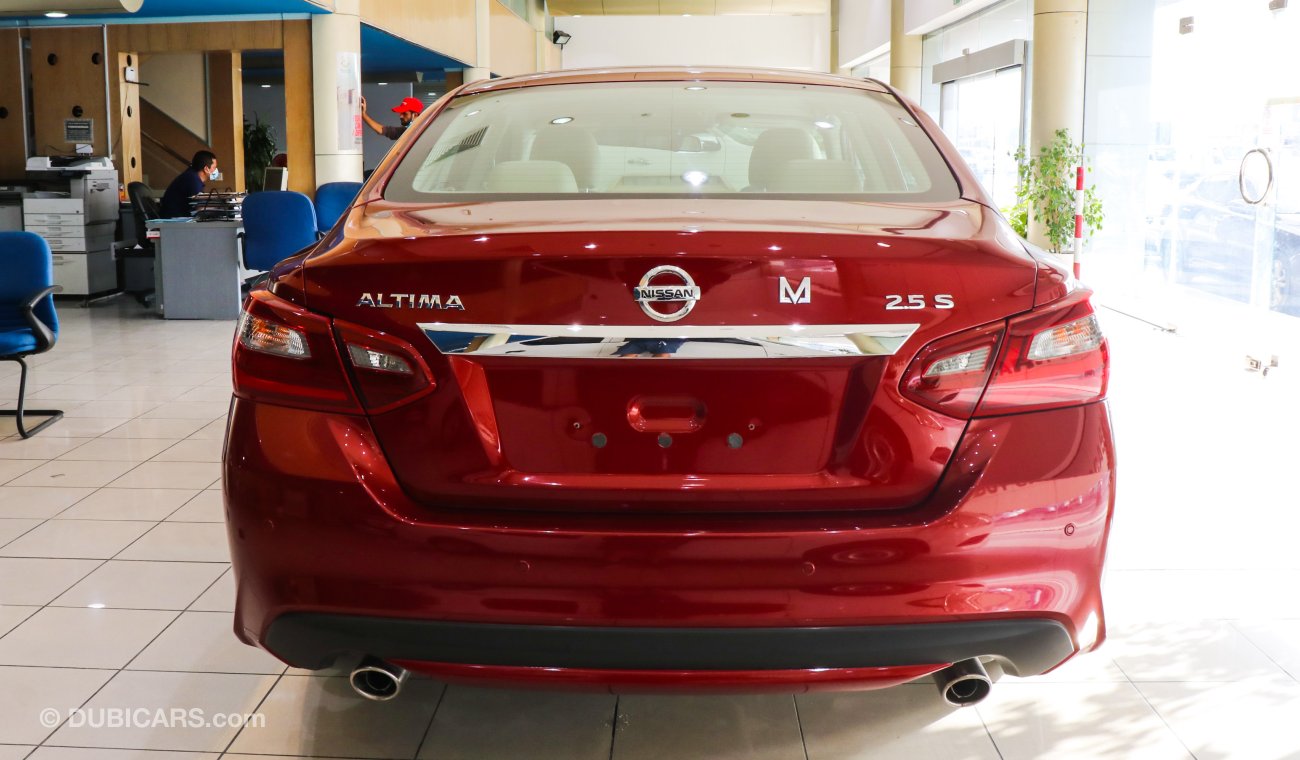 Nissan Altima