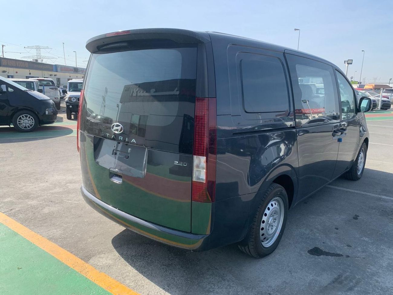 Hyundai Staria Diesel Manual Gear