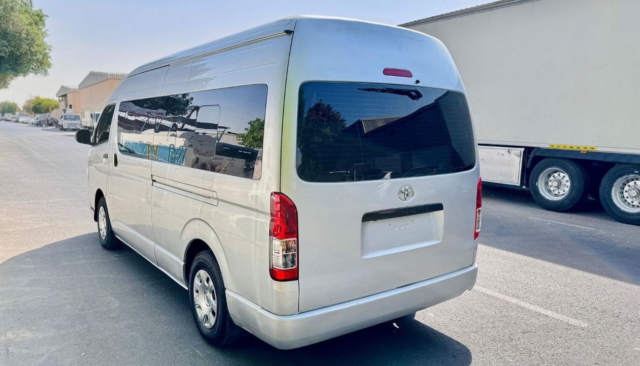 Toyota Hiace 14-SEATER | 3.0L DIESEL ENGINE | AT | RIGHT-HAND-DRIVE | 2WD