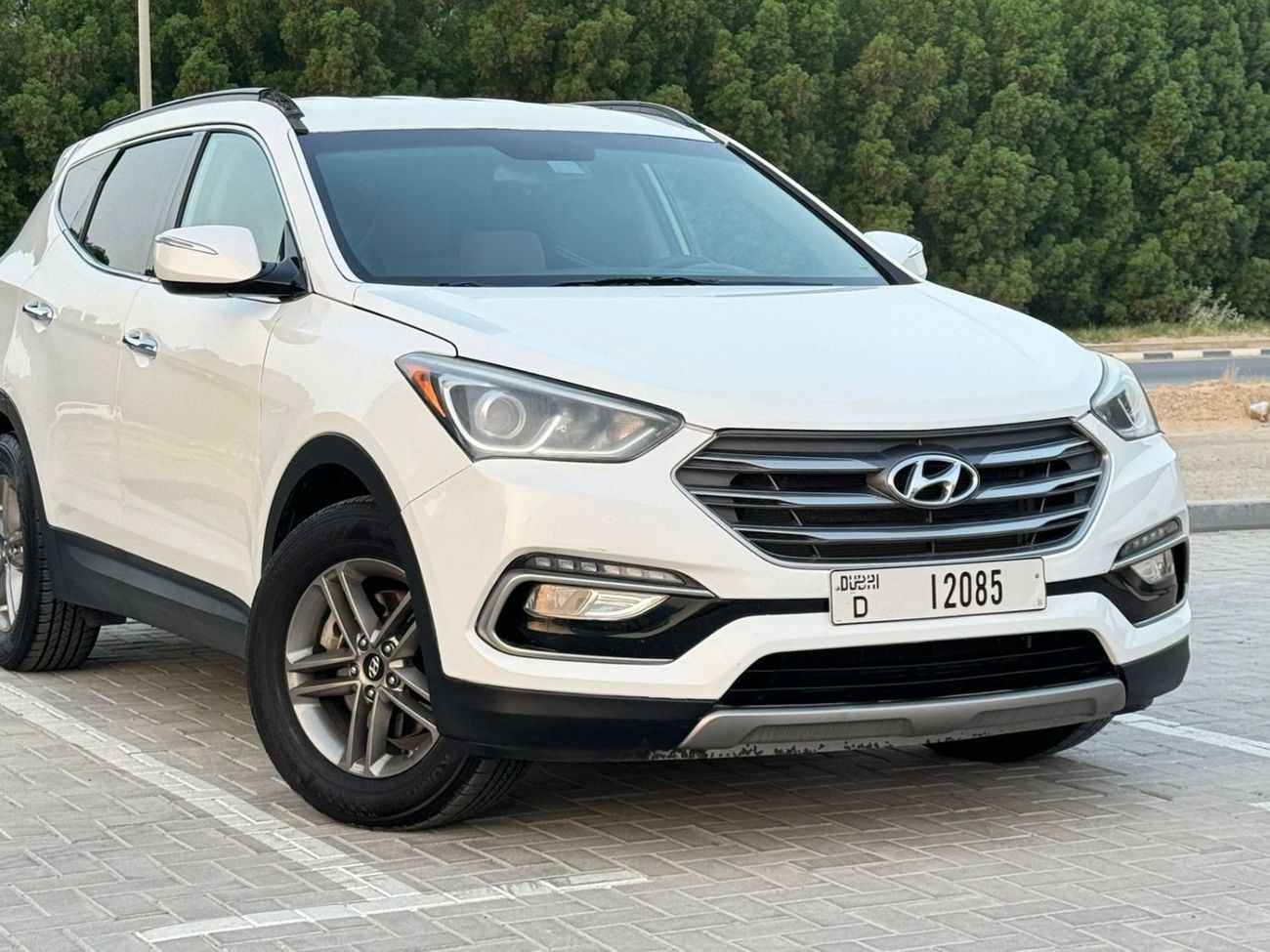 Hyundai Santa Fe GLS Top Very good condition inside and outside