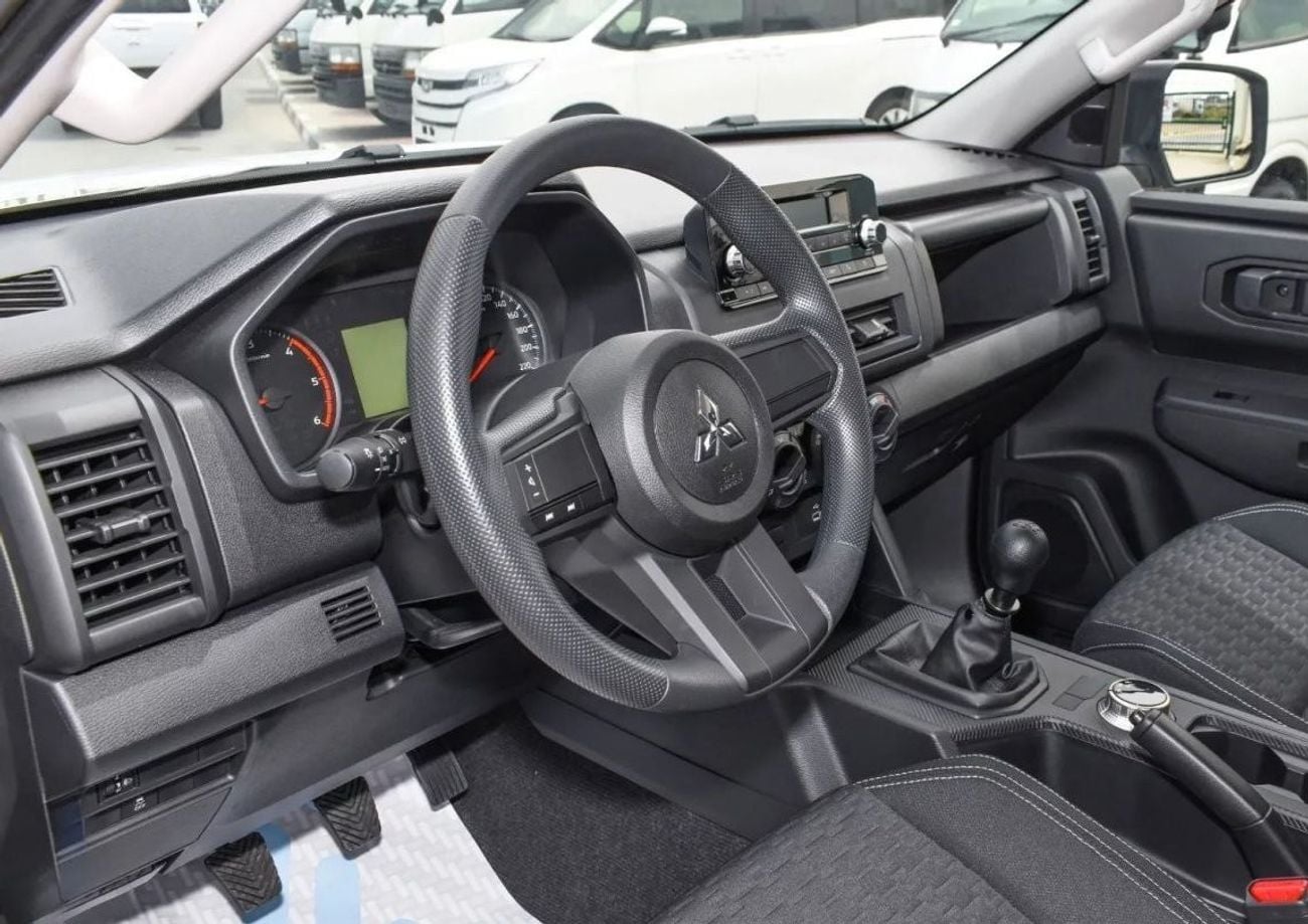 ميتسوبيشي L200 GLS Mitsubishi L200 / Triton GLX 4WD 2.4L Diesel MT High Line