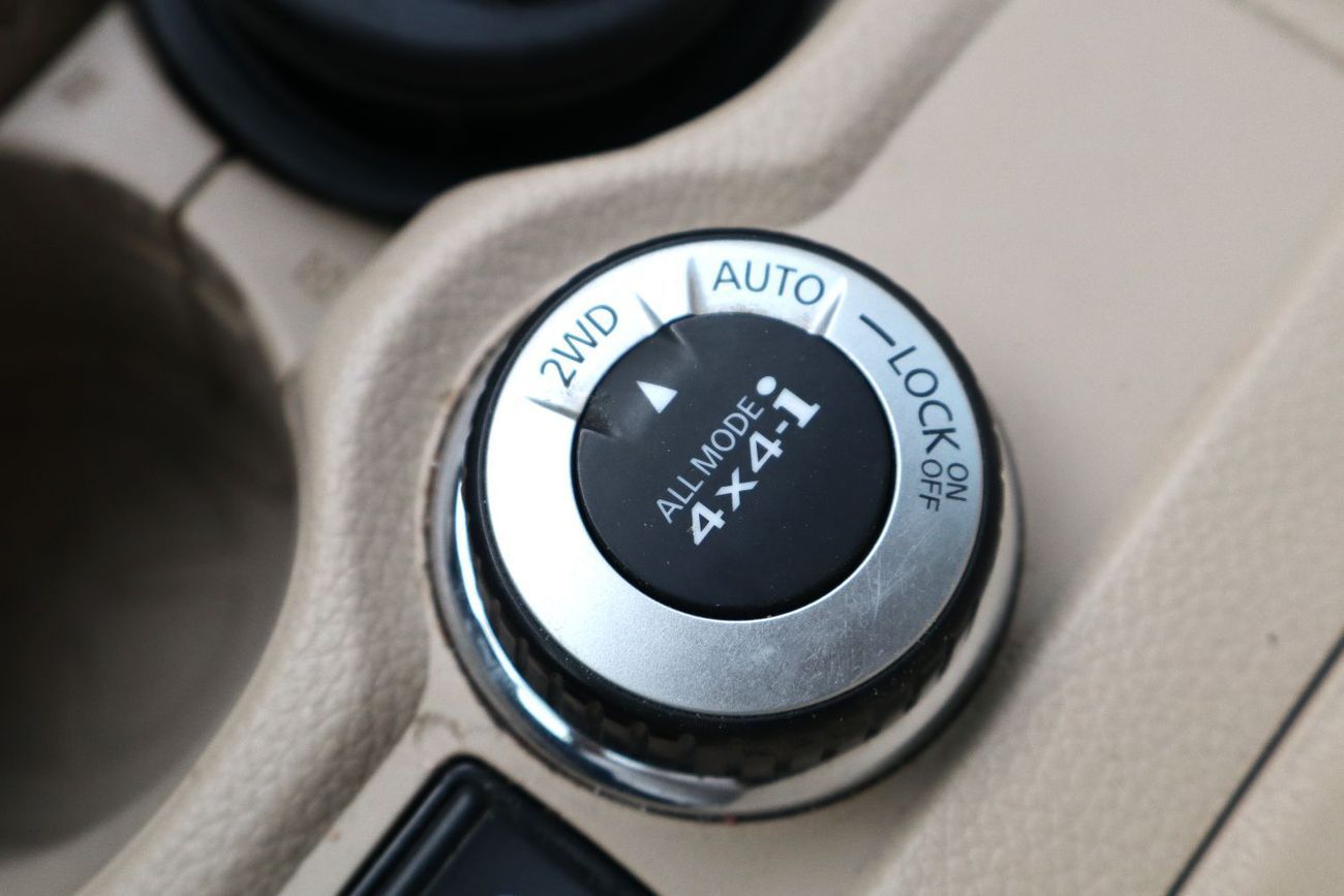 Nissan XTrail S 2.5L (169 HP) FWD (7 Seater)