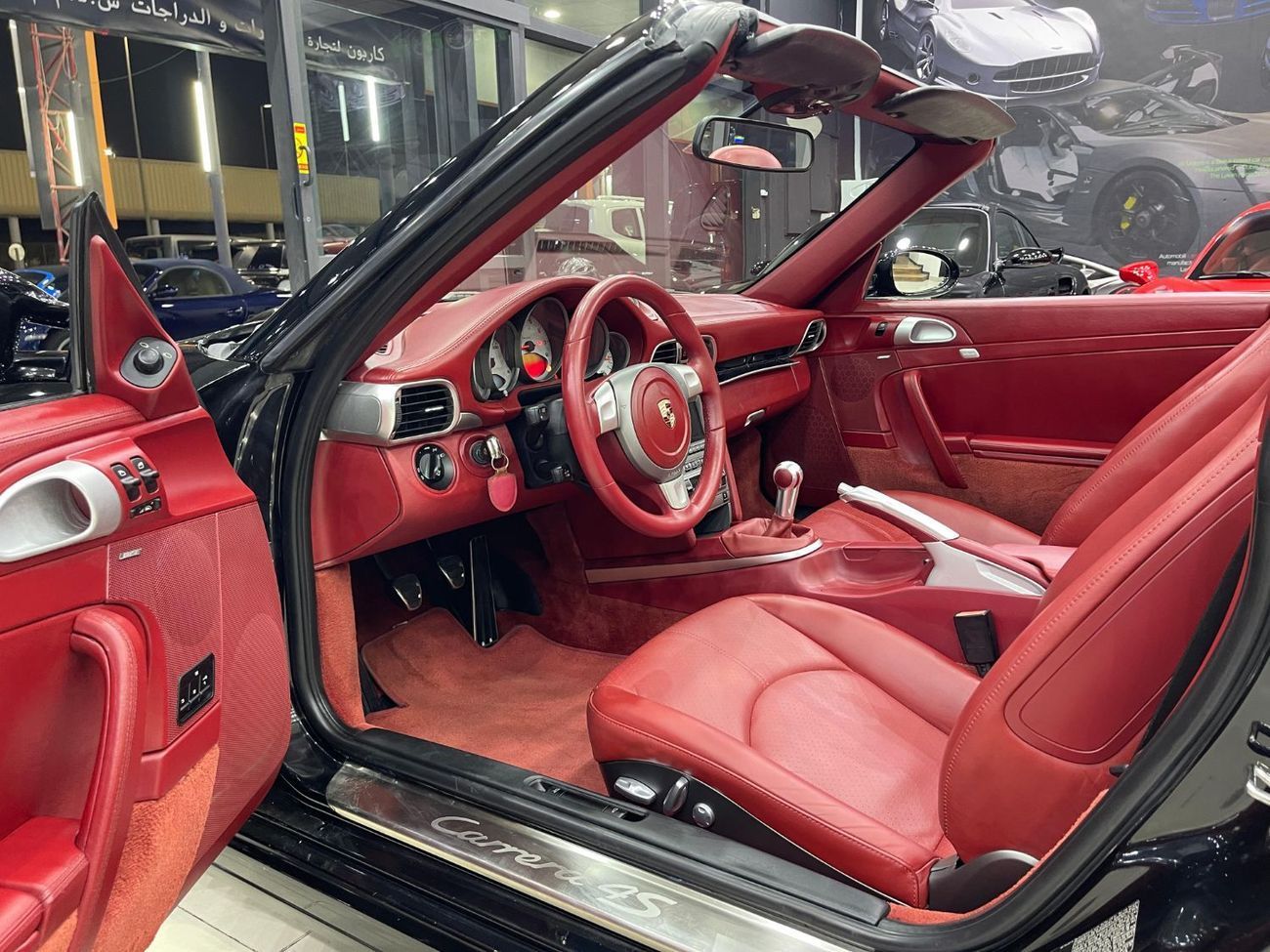 Porsche 911 CARRERA 4S