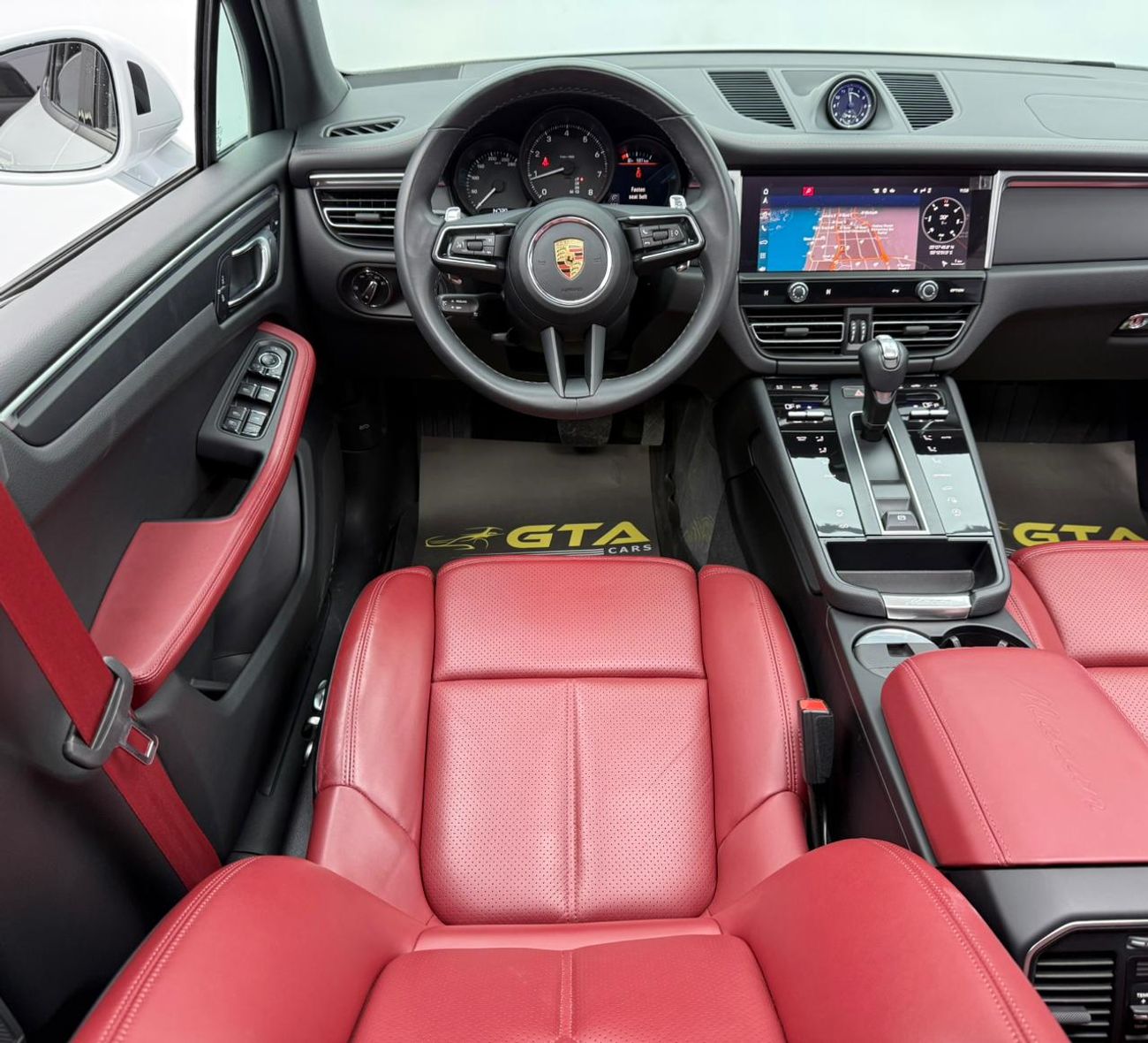 Porsche Macan Std 2.0L (252 HP) 2024 Porsche Macan, 2026 Porsche Warranty, Full Porsche Service History, Very Low 