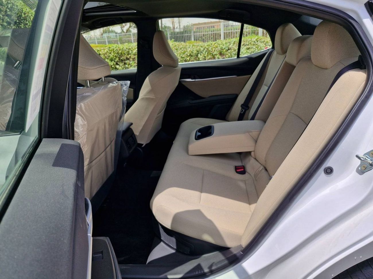 تويوتا كامري 2025 TOYOTA CAMRY HEV LE 2.5L BASIC GCC BRAND NEW 0KM