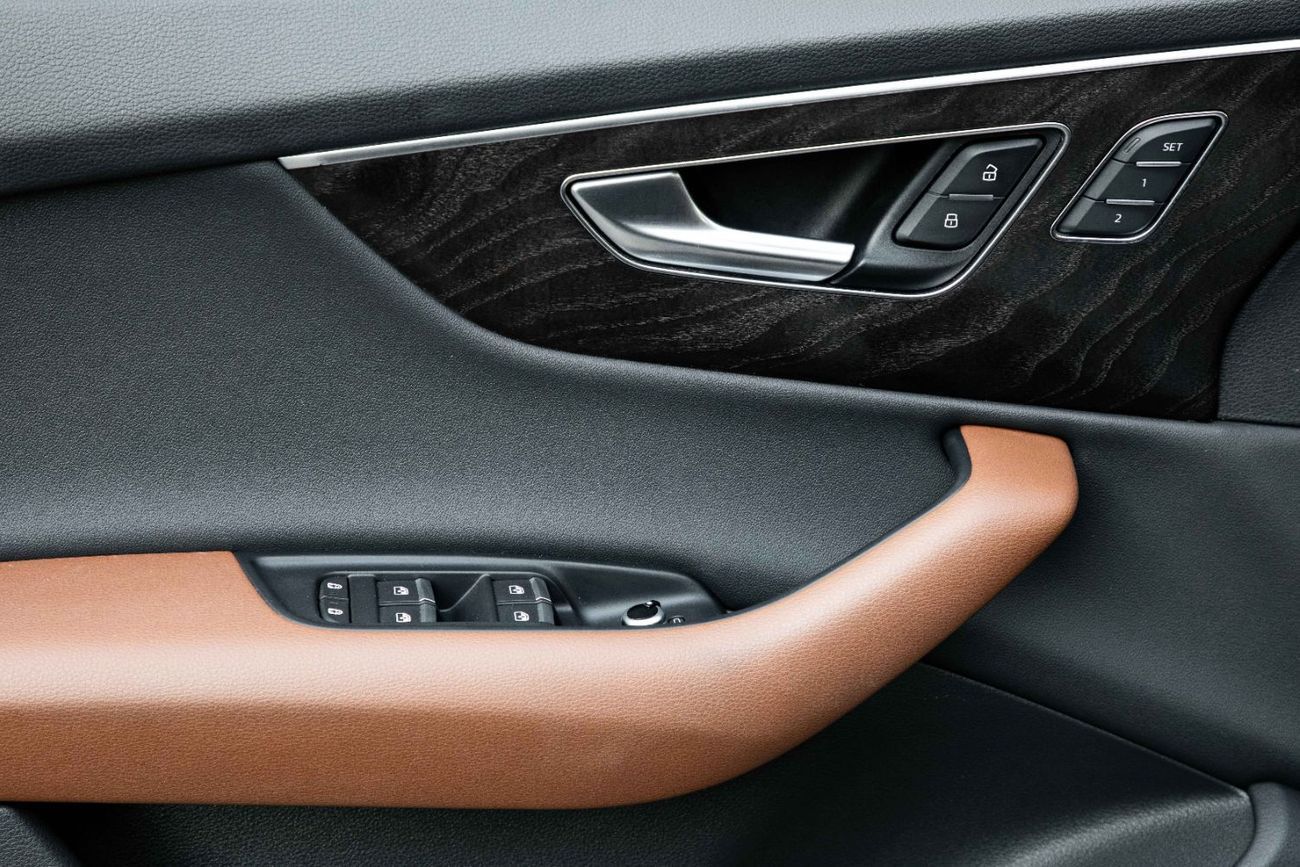 أودي Q7 Q7 S-line | 3,193 P.M | 0% Downpayment | Agency Warranty!