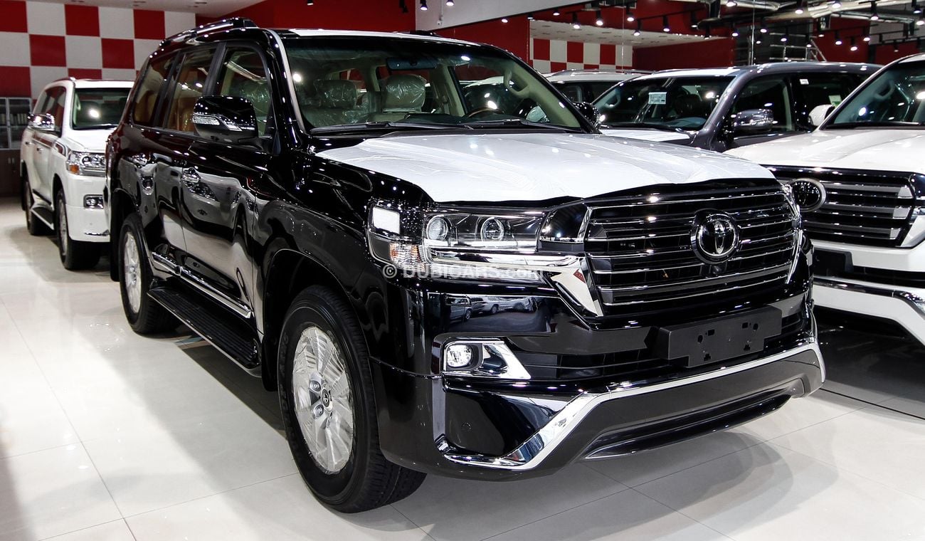 Toyota Land Cruiser GXR Black Edition