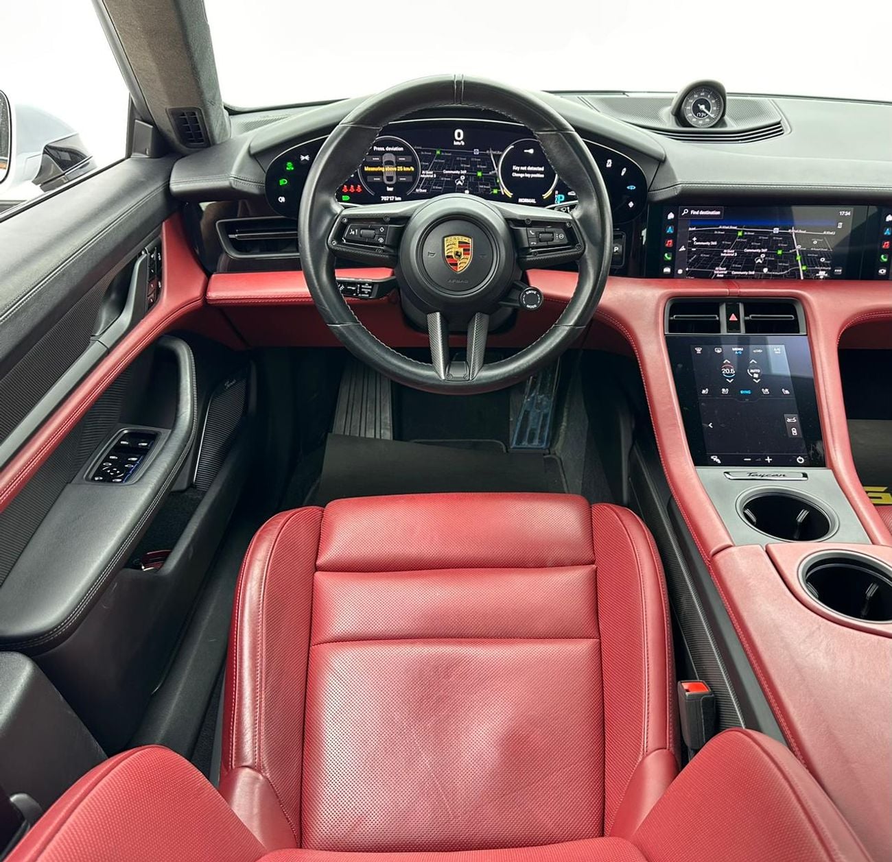 بورش تايكان 2021 Porsche Taycan Turbo S, 04/2026 Porsche Warranty, Porsche Full Service History, GCC