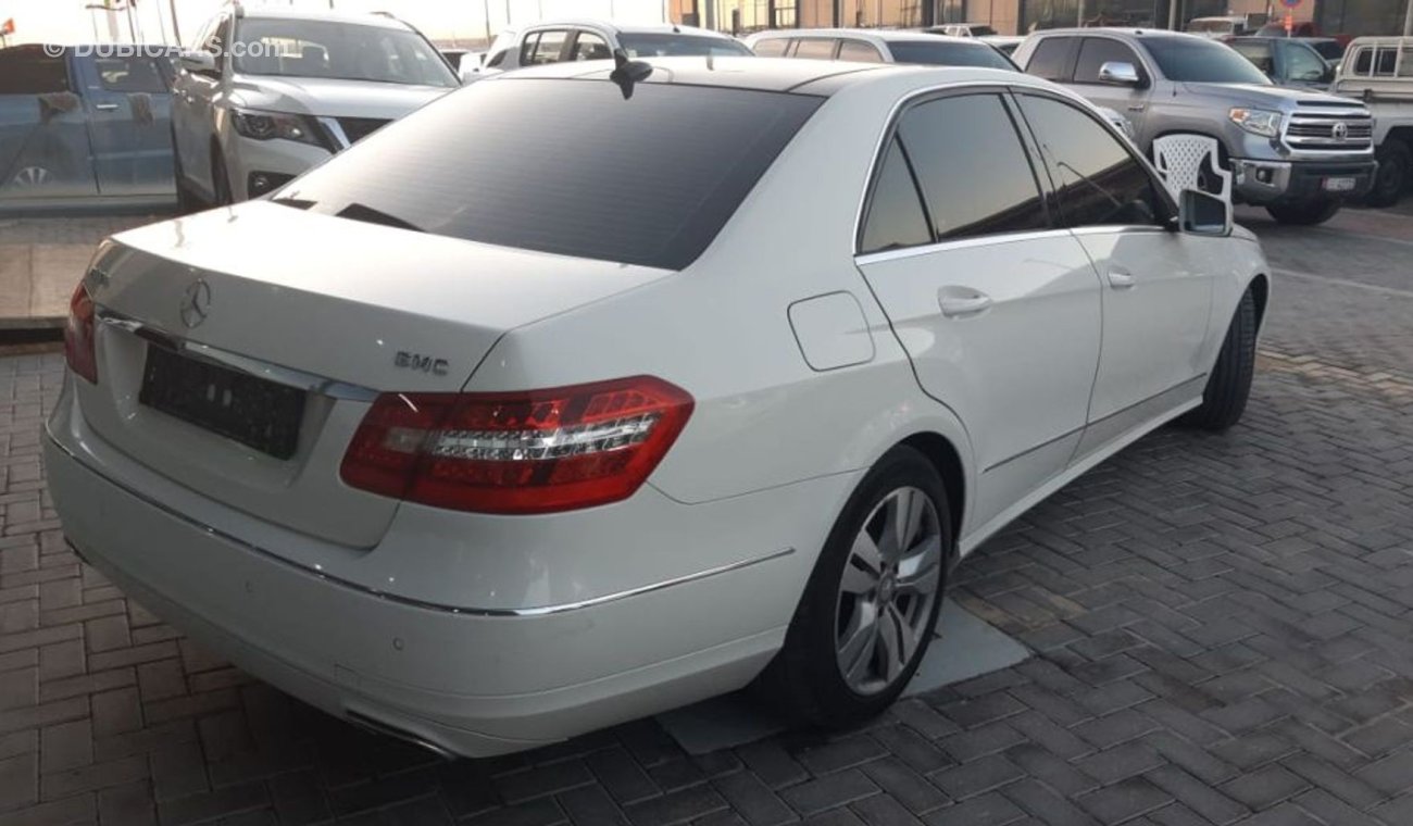 Mercedes-Benz E300 مرسيدس بنز E 300 . موديل 2012 نظيفه جدا