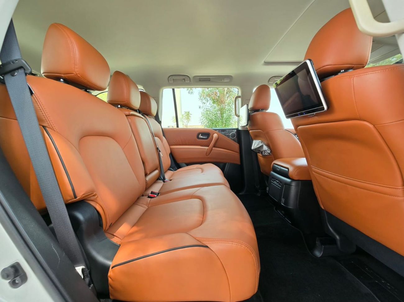 Nissan Patrol SE TITANIUM 2022 GCC LOW MILEAGE FULL SERVICE HISTORY SINGLE OWNER WITH AGENCY WARRANTY IN MINT CONDITION