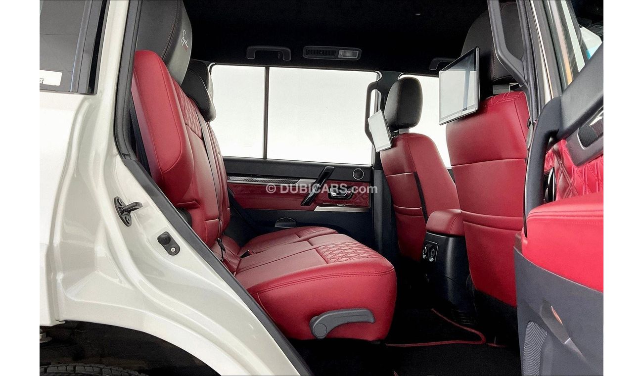 ميتسوبيشي باجيرو Signature Edition