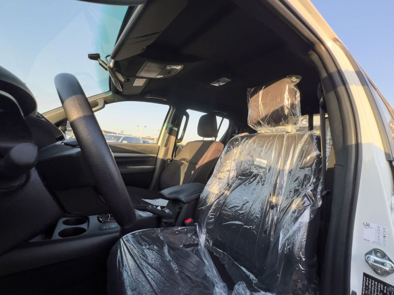 Toyota Hilux ADVENTURE EXPORT ONLY - HILUX 4.0L (WITH AIR COMPRESSOR)