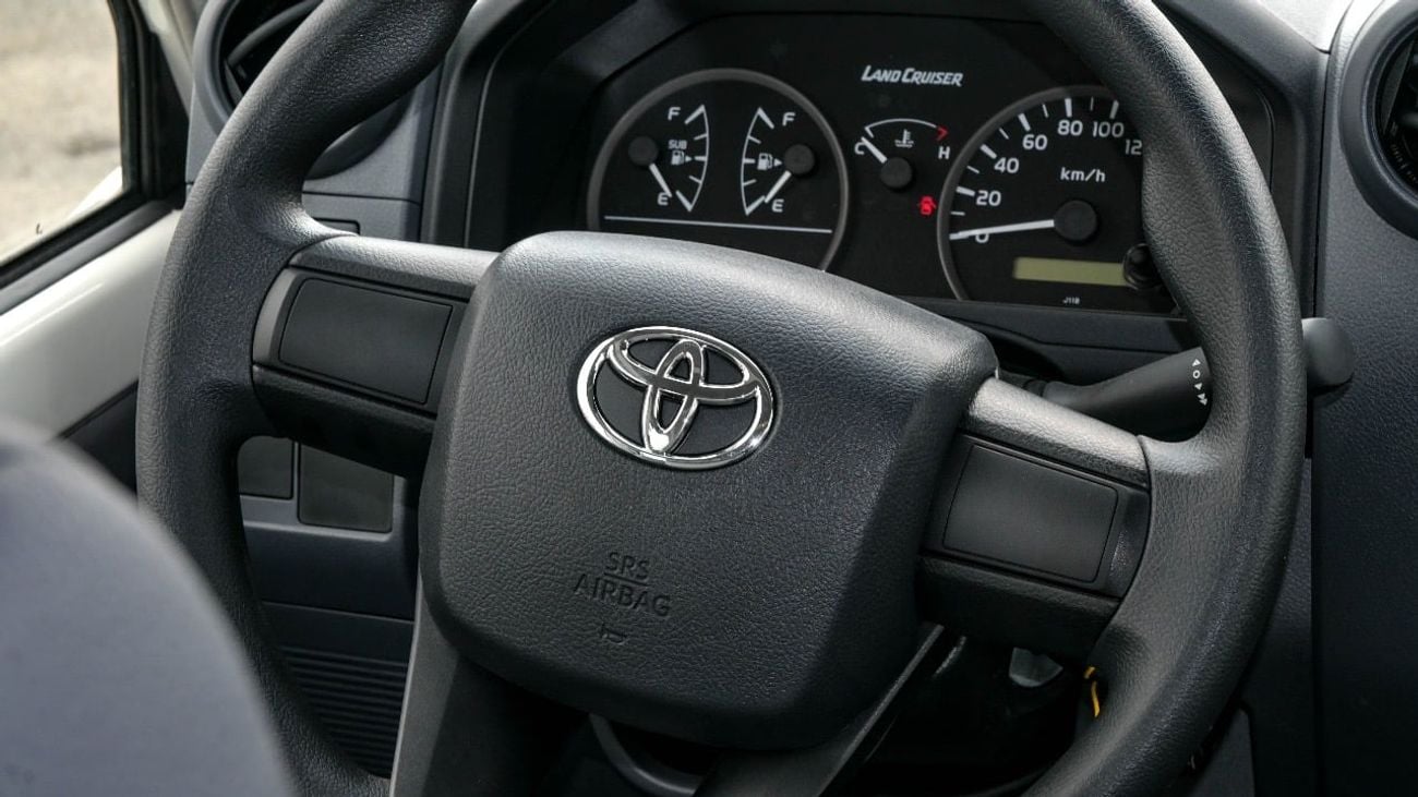 تويوتا لاند كروزر 70