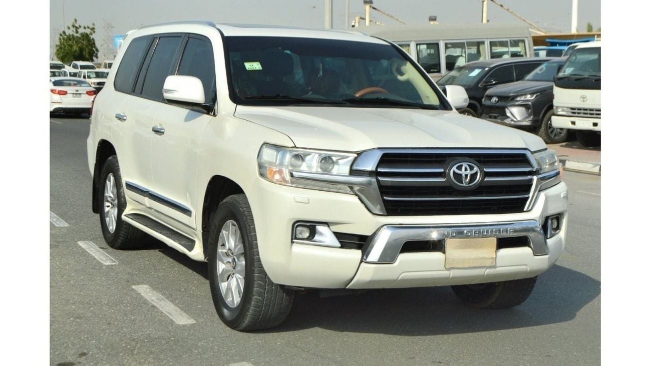 تويوتا لاند كروزر GXR