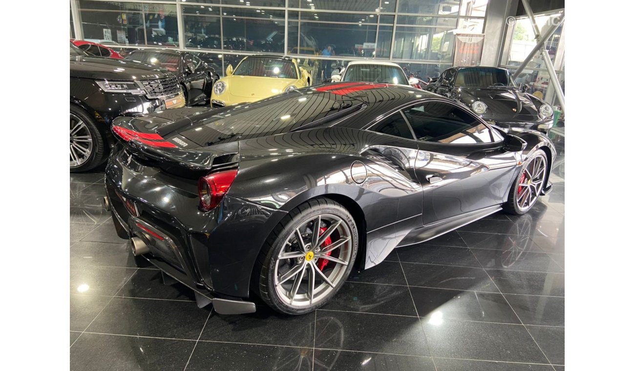 Ferrari 488 Pista