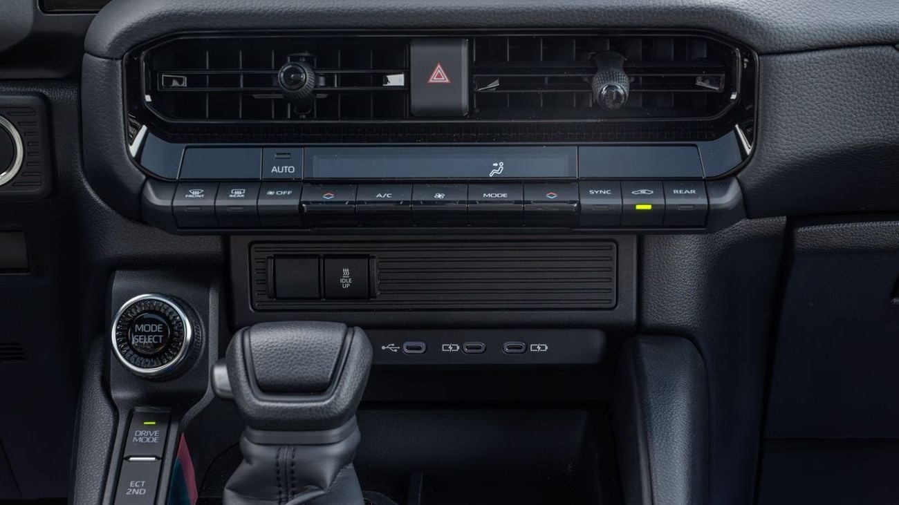 تويوتا برادو GXR TOYOTA PRADO 2.8 ALR STANDARD DSL -2026YM