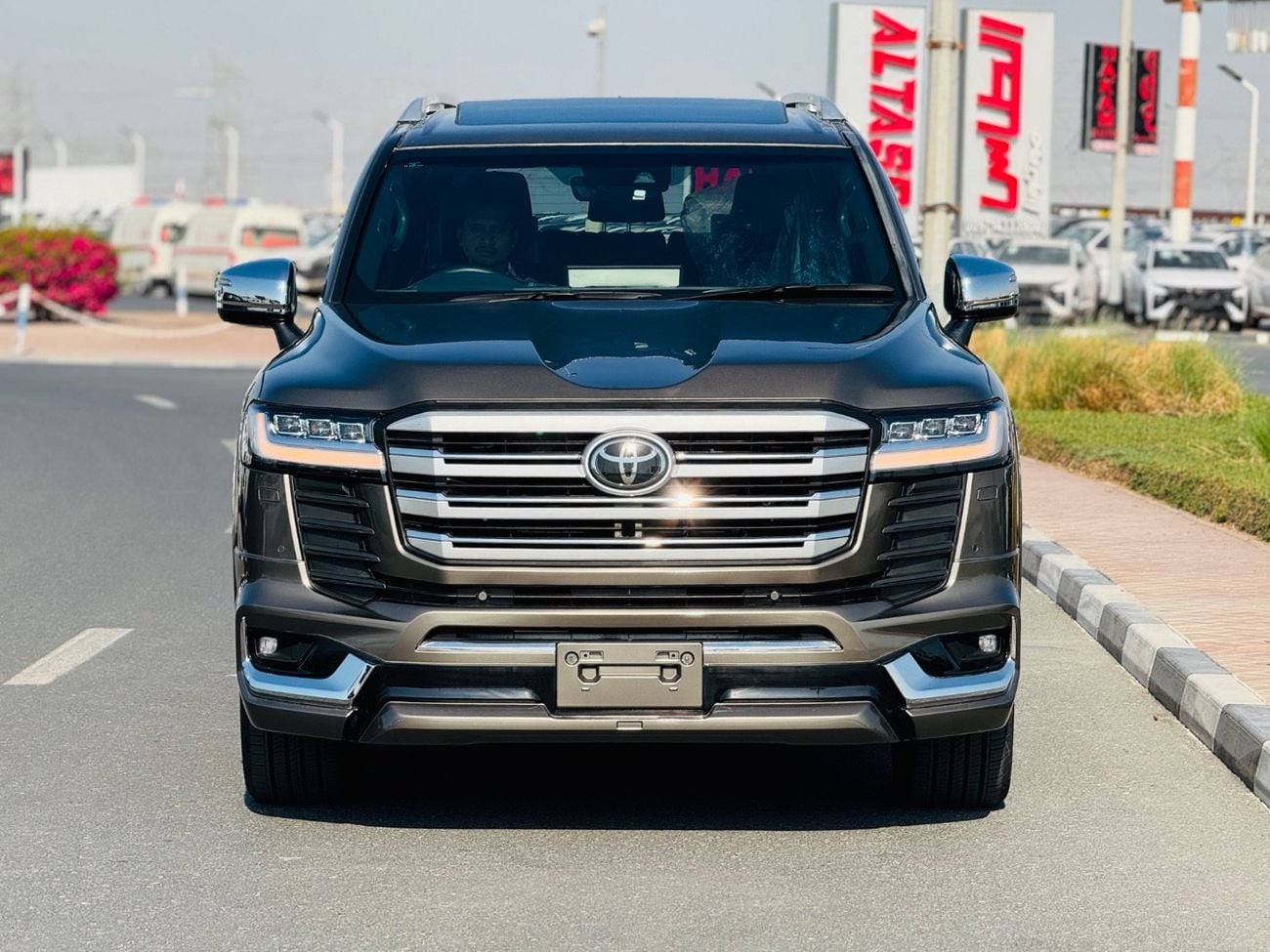 Toyota Land Cruiser Toyota Land Cruiser VXR RHD top of the range