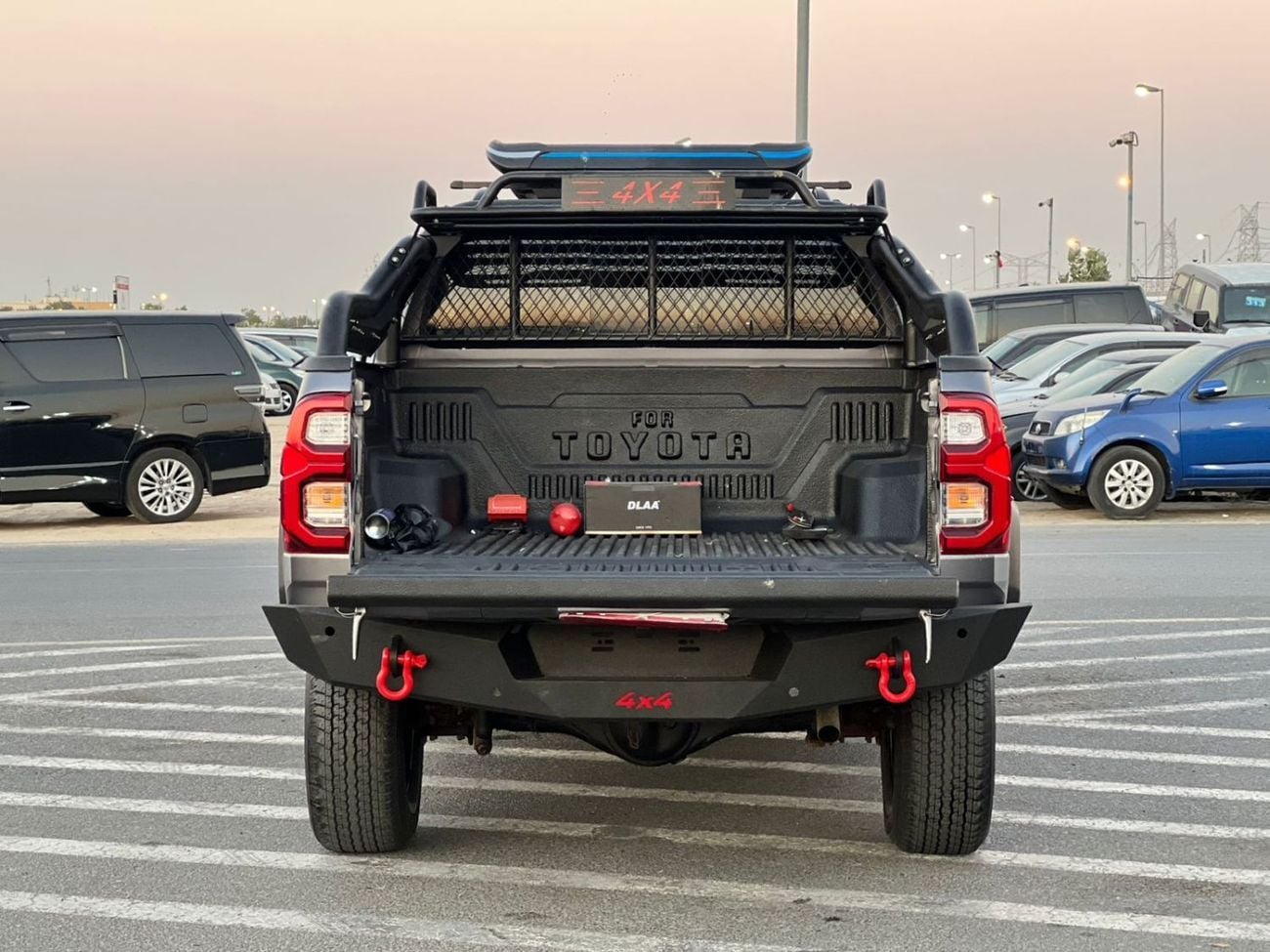 تويوتا هيلوكس ADVENTURE 2021 toyota hilux - off road package - full option - BullBar 2.7L V4 - AWD 4x4 -