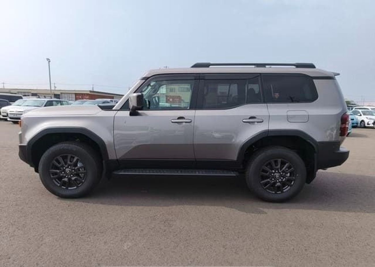 تويوتا لاند كروزر TOYOTA LAND CRUISER SUV RHD 2025 MODEL 2.6 L PETROL AUTOMATIC(PM21726)