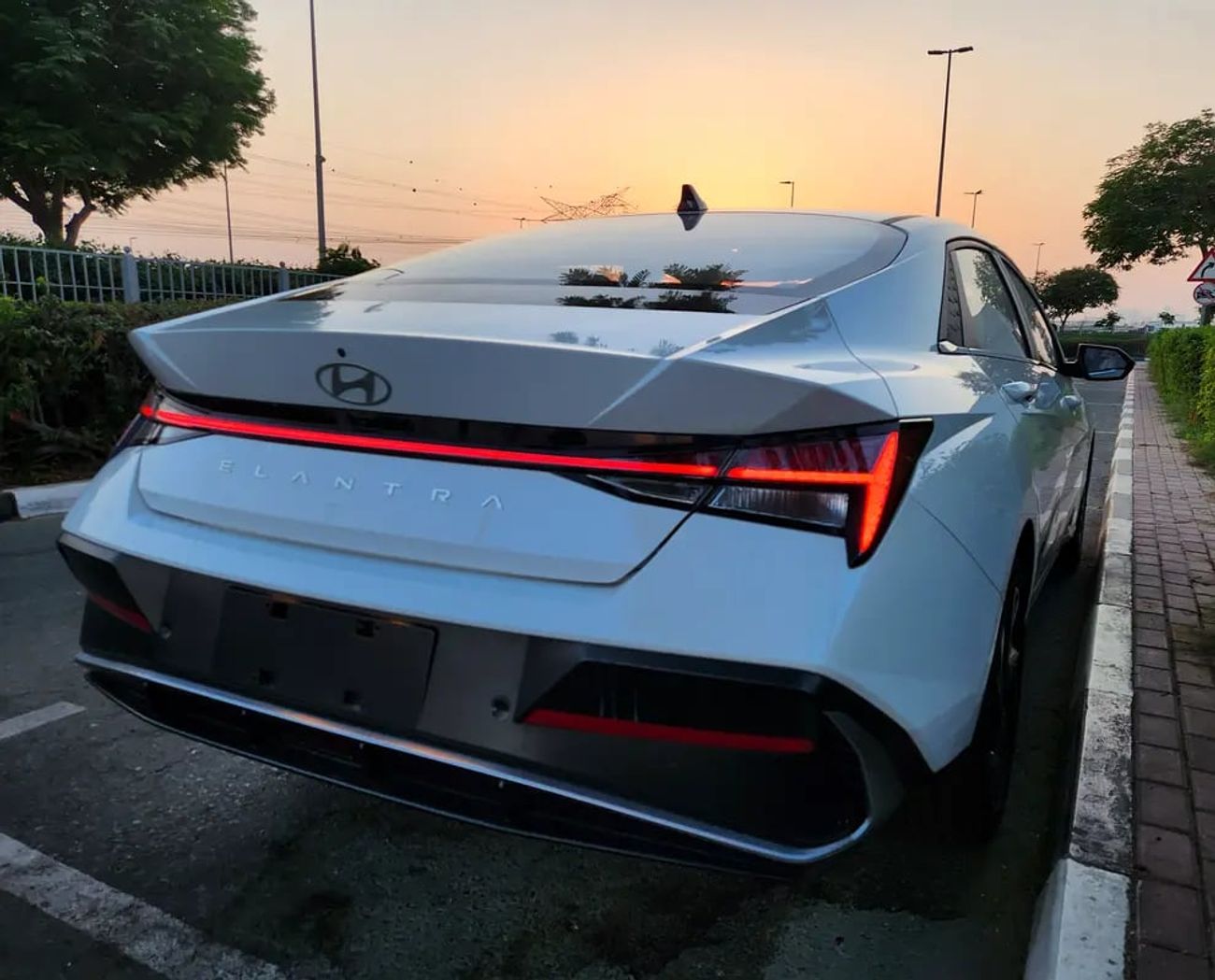 هيونداي إلانترا Zero km