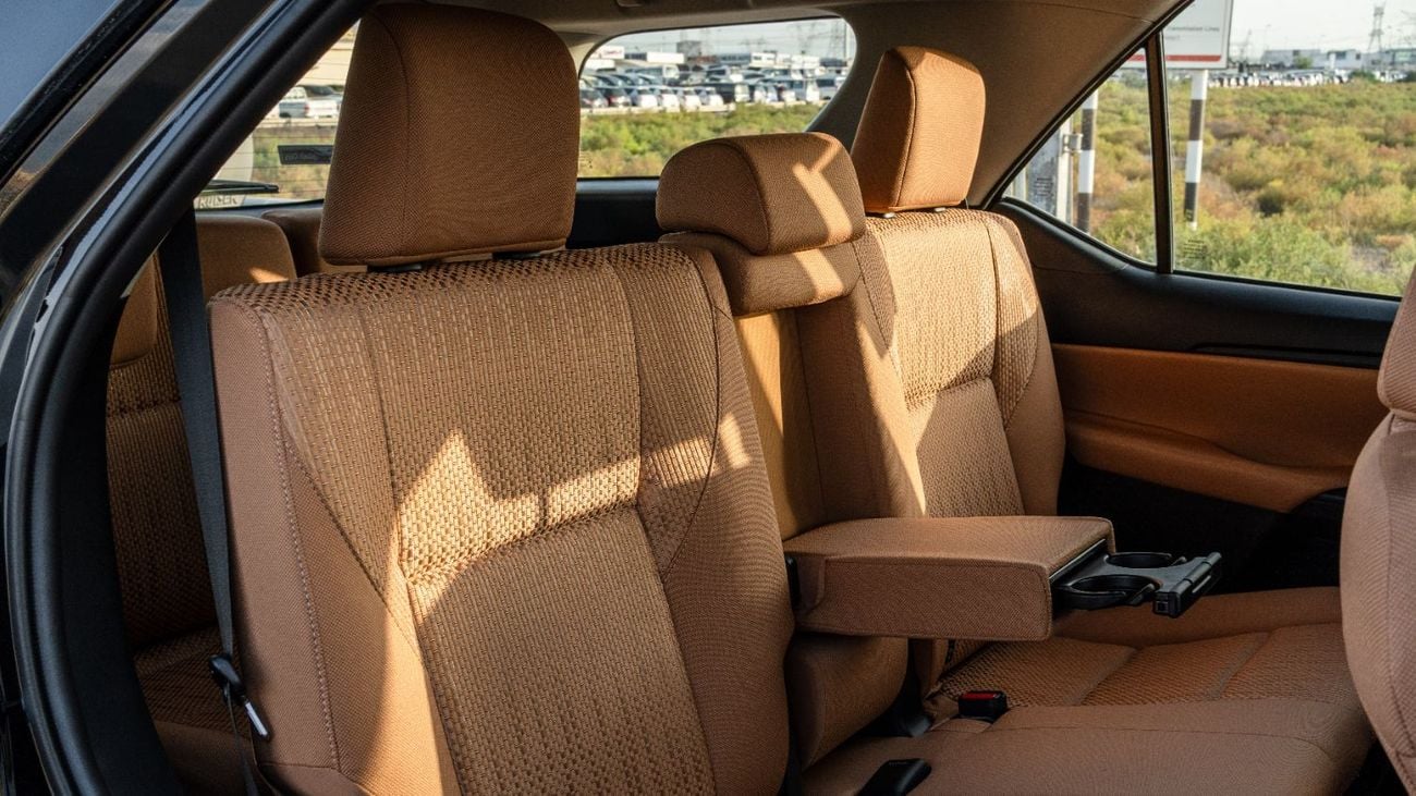 Toyota Fortuner 2026 Toyota Fortuner GX 2.4L AT Diesel (Black-Tan)